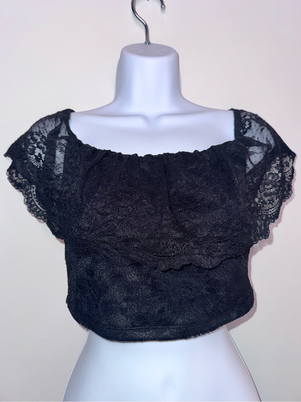 Black Lace Ruffle Crop Top